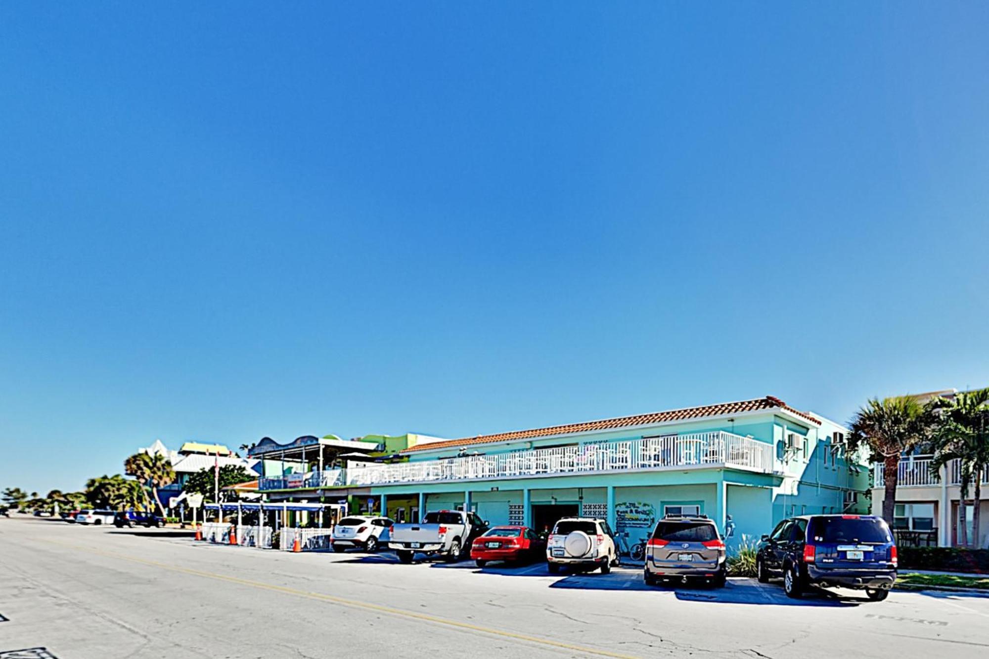Pass-A-Grille Beach Retreat Unit 8 St. Pete Beach Exterior photo