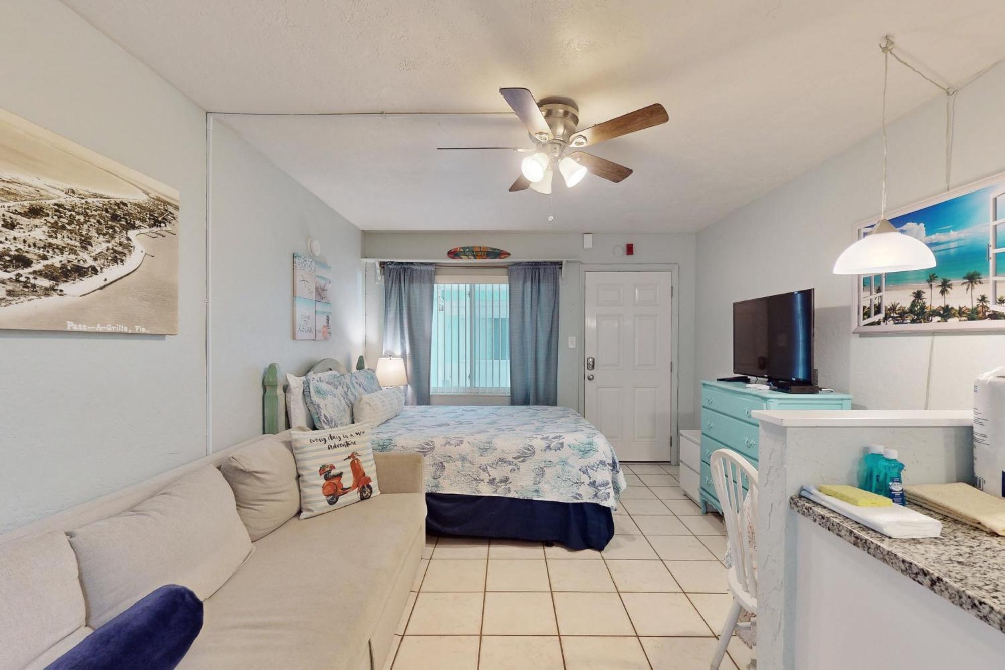 Pass-A-Grille Beach Retreat Unit 8 St. Pete Beach Exterior photo